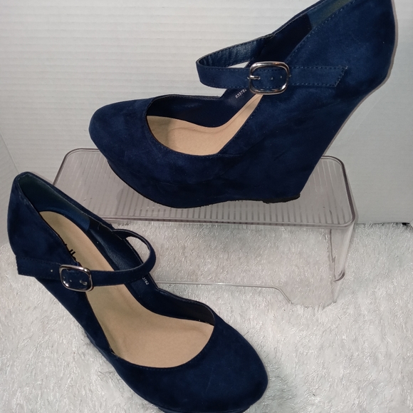 Navy wedge platform Charlotte Russe Heels Womens size 9 - Picture 2 of 5